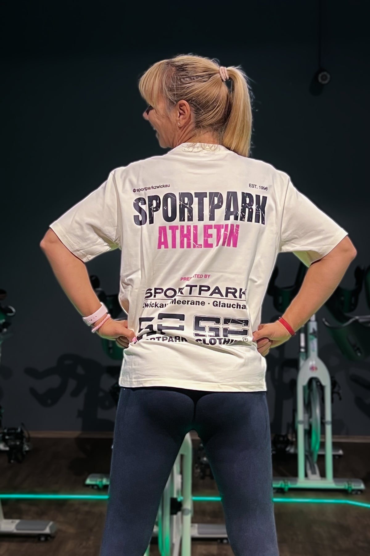 SP - Athletin Rückansicht