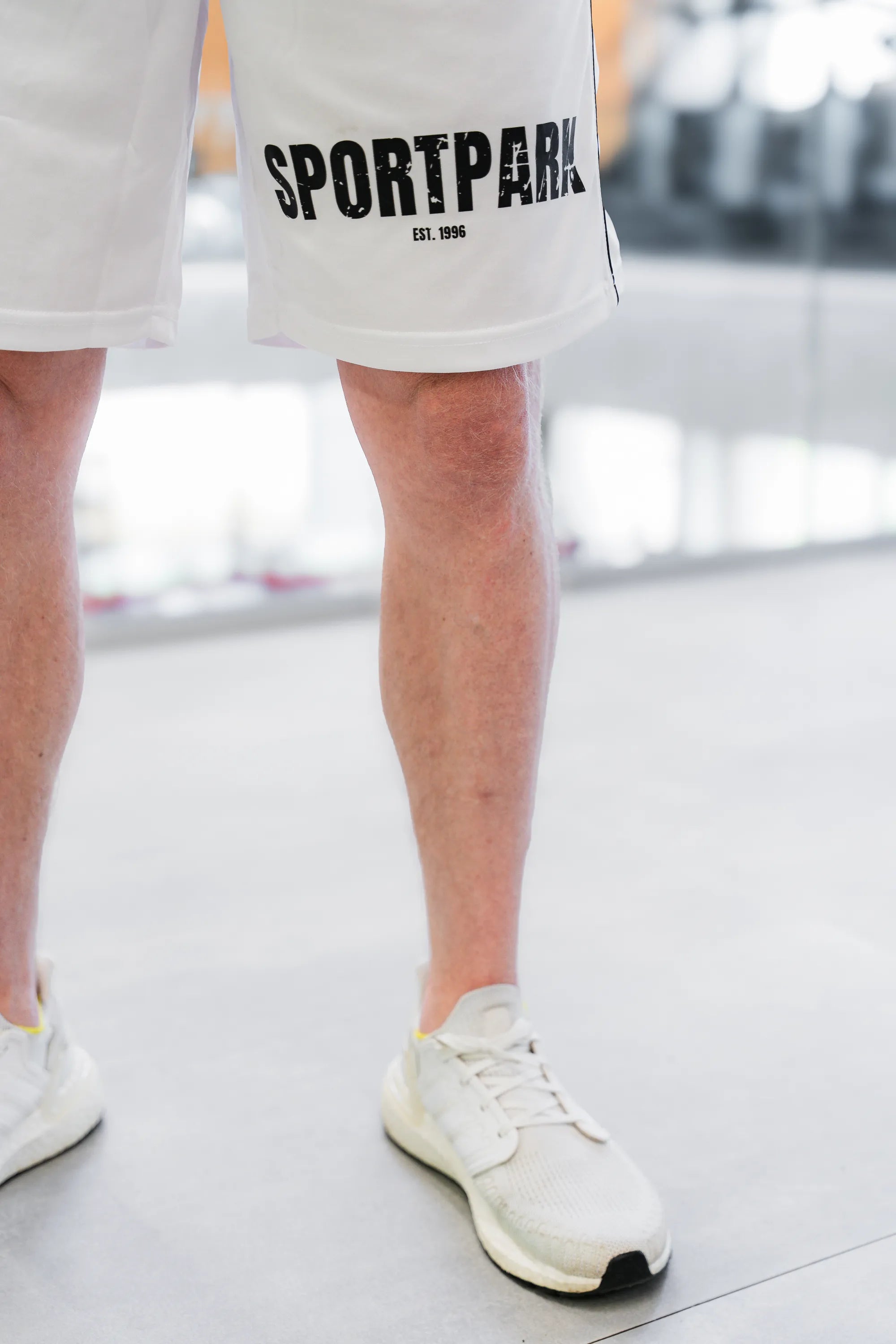 SP_Clothing_black_white_Fu_ballhose_ohne_Taschen-weiss